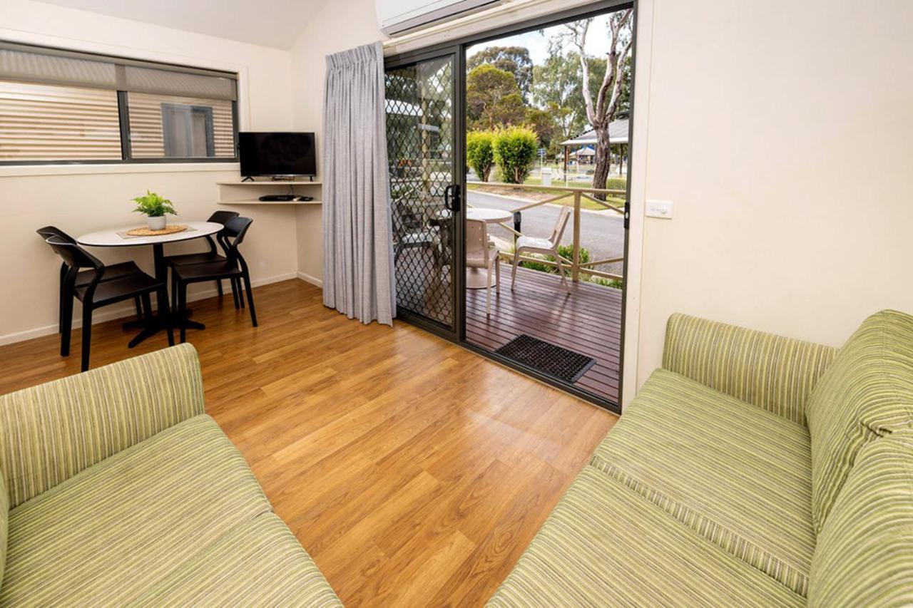 Big4 Deniliquin Holiday Park Exterior foto