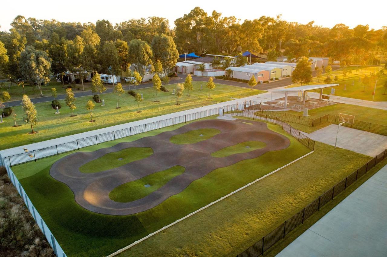 Big4 Deniliquin Holiday Park Exterior foto