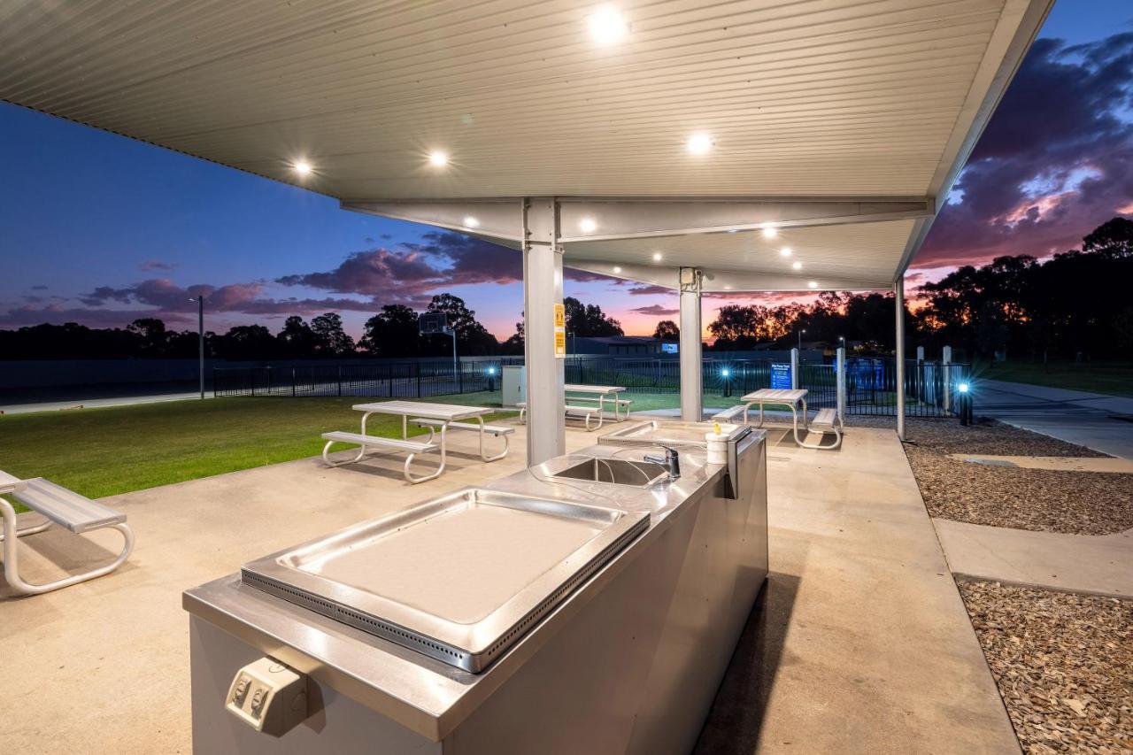 Big4 Deniliquin Holiday Park Exterior foto