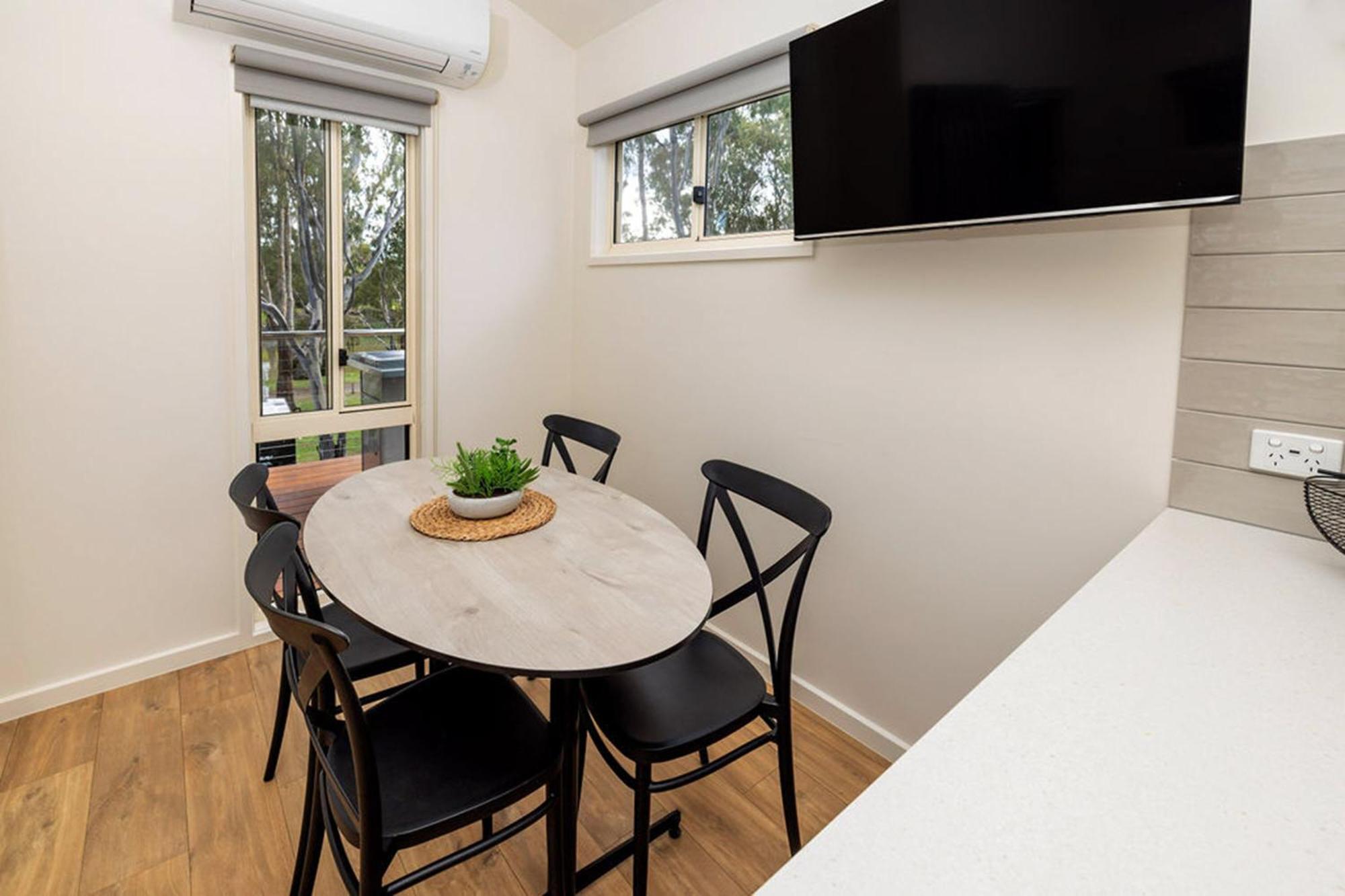Big4 Deniliquin Holiday Park Quarto foto