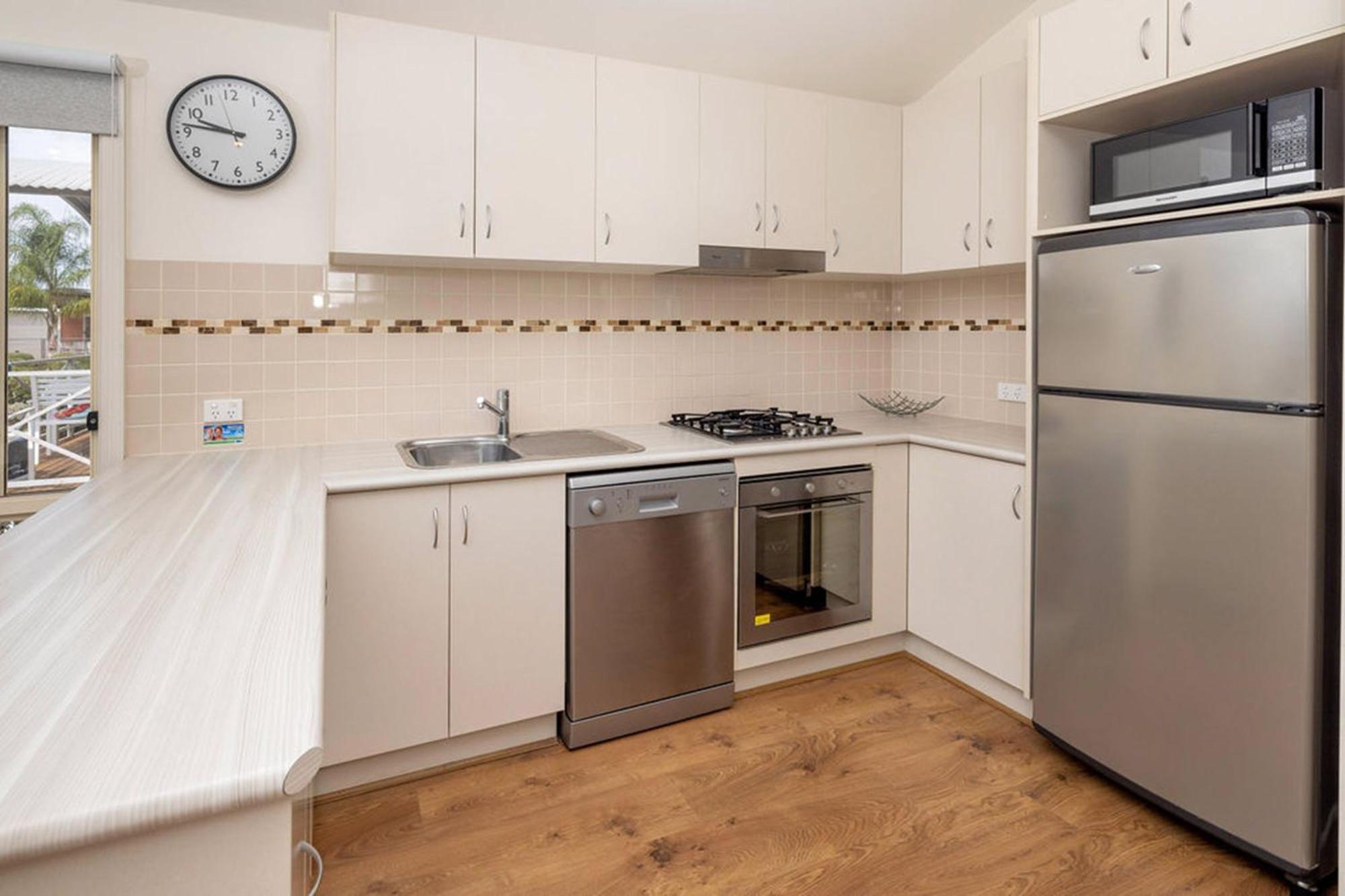 Big4 Deniliquin Holiday Park Quarto foto